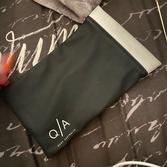 Quay Australia Sunglasses - Picture 7 of 8